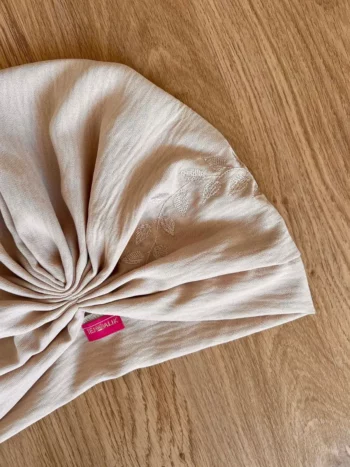 Turban beige brodé - Elyssa